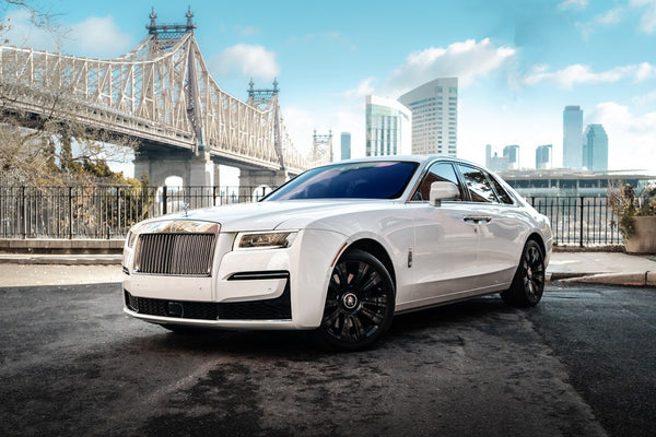 How Athletes Can Elevate Their Game-Day Experience with Luxedrift's Exotic Vehicle Rentals and Chauffeur Services